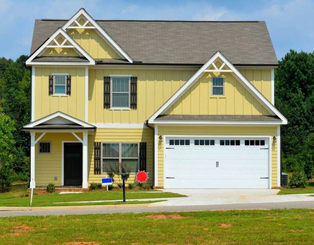 a yellow suburban Dayton home